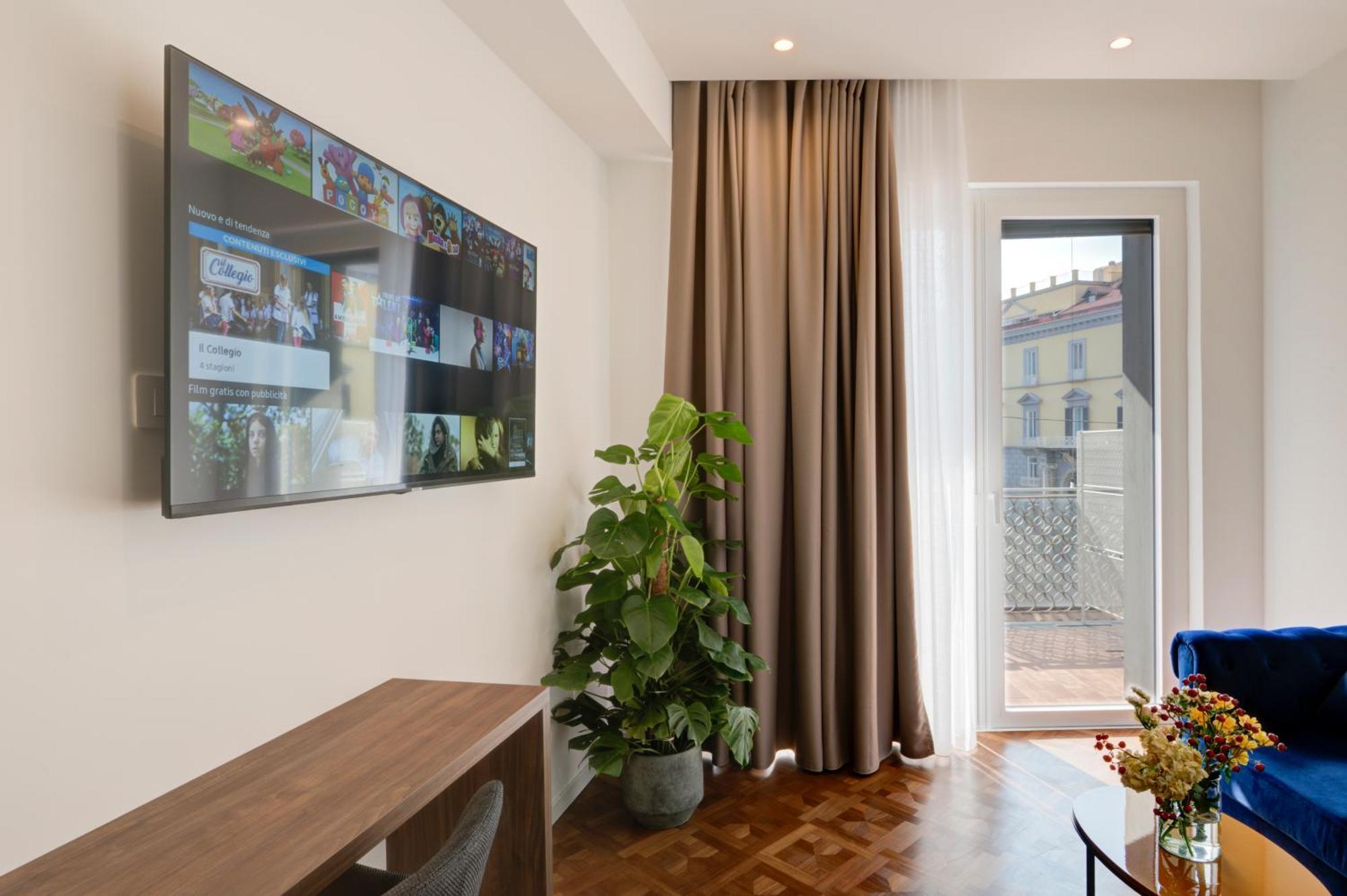 Well Suites - Piazza Dei Martiri 那不勒斯 外观 照片